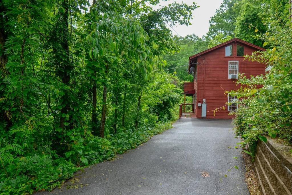 Cozy Cabin W/Hot Tub & Wifi In Gatlinburg Villa Esterno foto